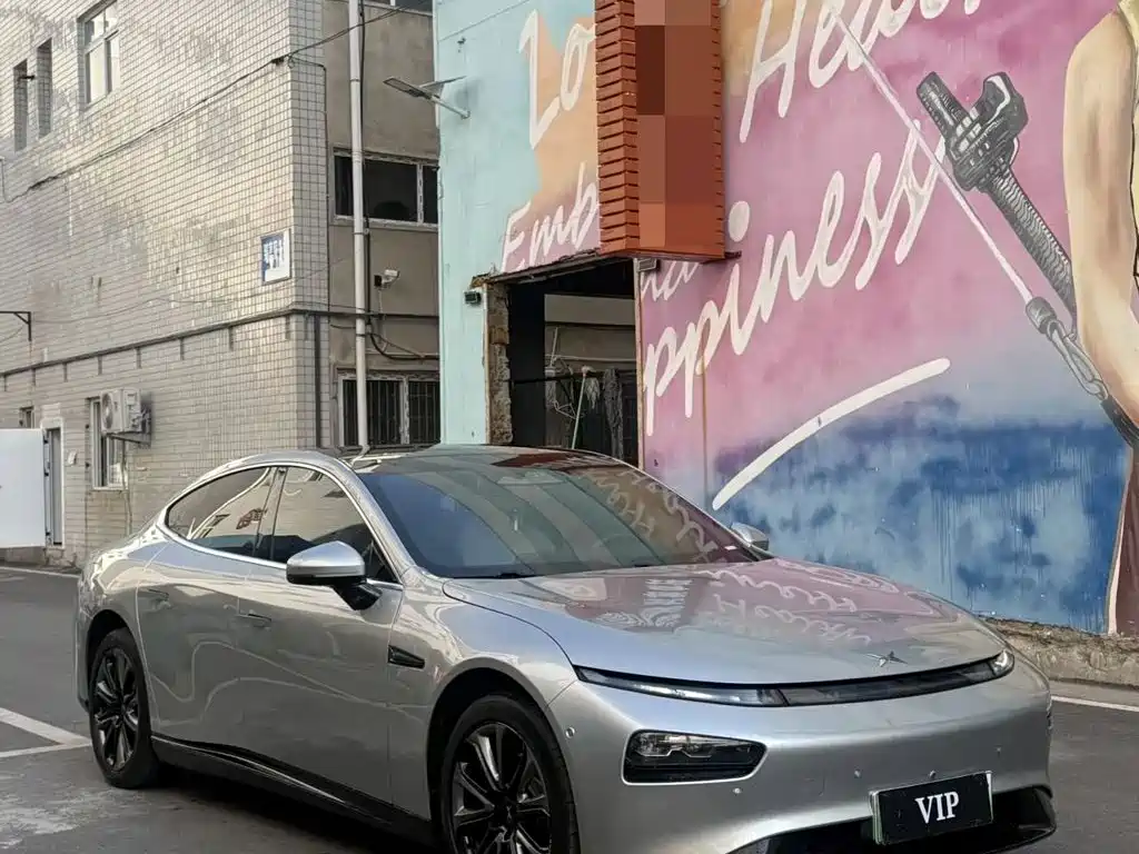 XPeng P7 — миниатюра 3