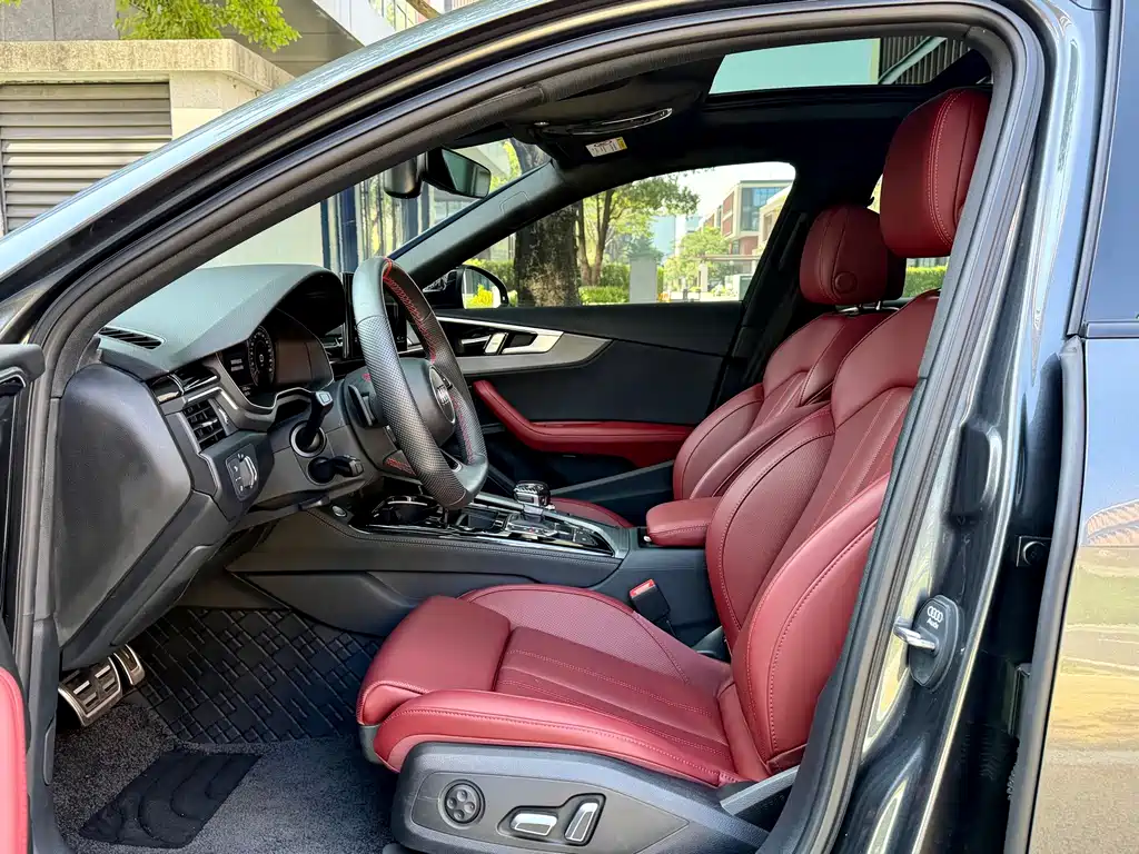 Audi A4L — миниатюра 13