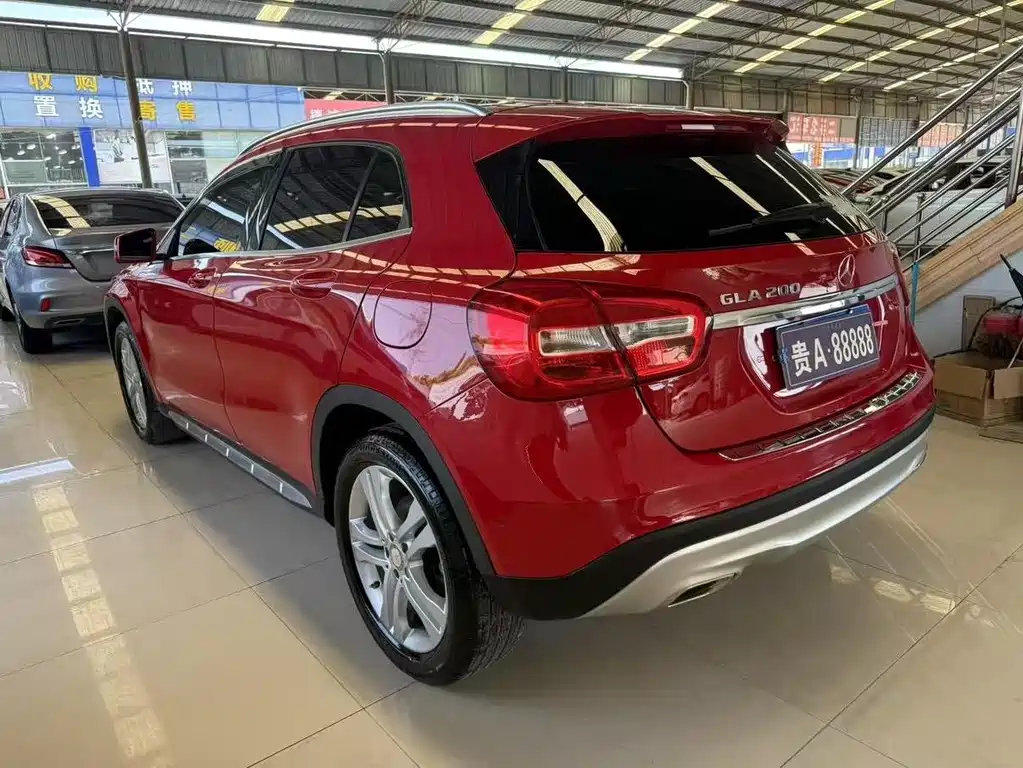 Mercedes-Benz GLA — миниатюра 9