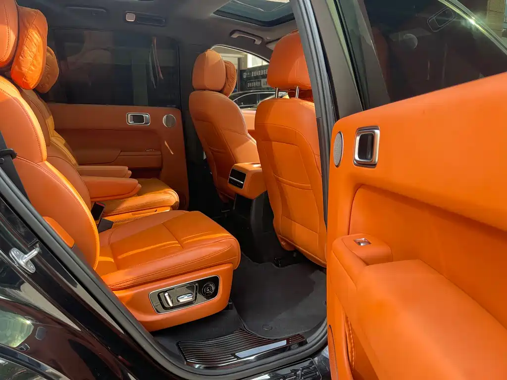 Li Auto Li L8 — миниатюра 10