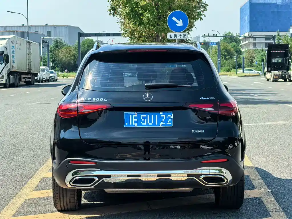 Mercedes-Benz GLC — миниатюра 8