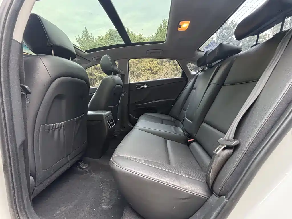 Hyundai Mistra — миниатюра 8