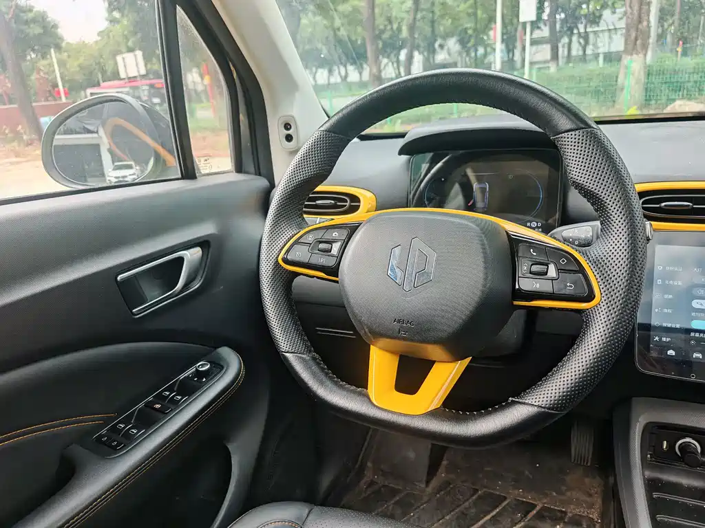 Leapmotor Leapmotor T03 — миниатюра 11