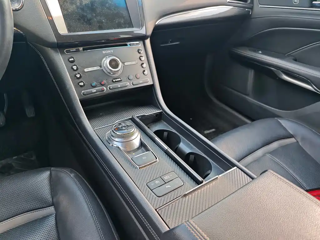 Ford Taurus — миниатюра 14