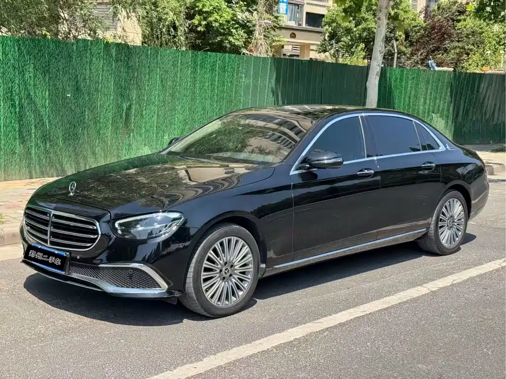 Mercedes-Benz E-Class 2021