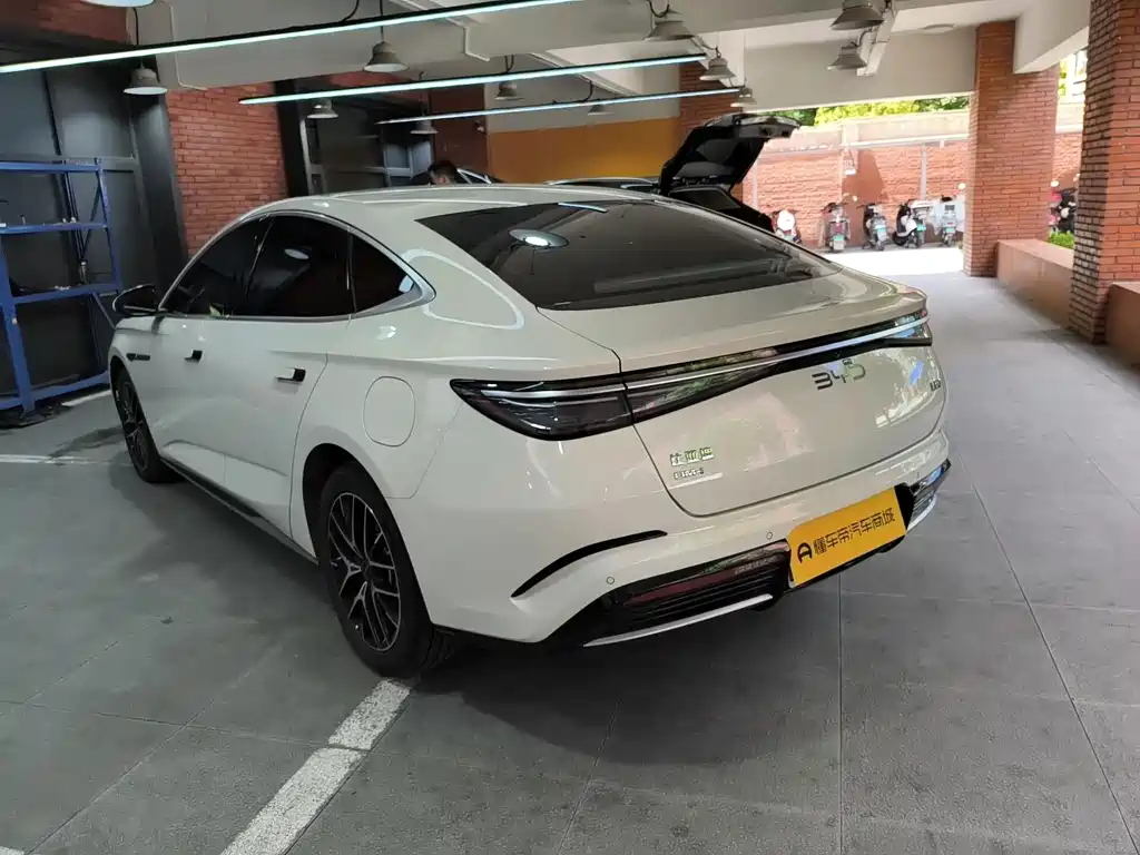 BYD Seal 07 DM-i — миниатюра 3