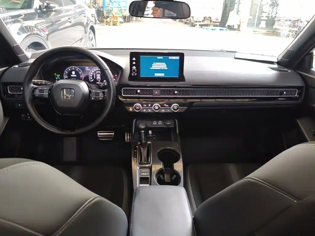 Honda Civic — миниатюра 10