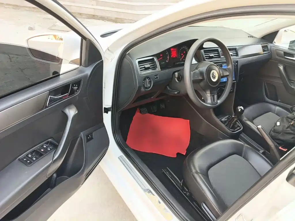 Volkswagen Santana — миниатюра 16