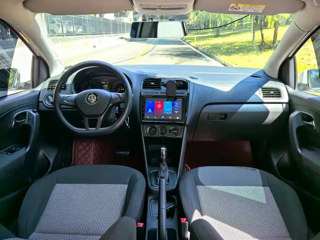 Volkswagen Polo — миниатюра 15