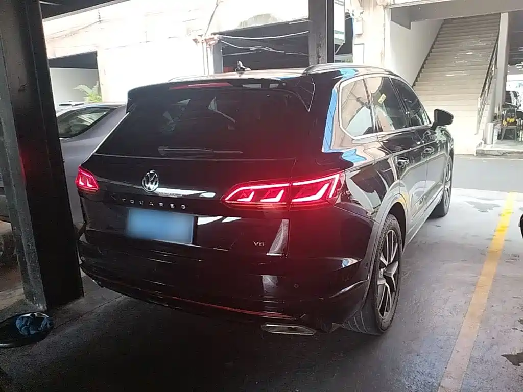 Volkswagen Touareg — миниатюра 7
