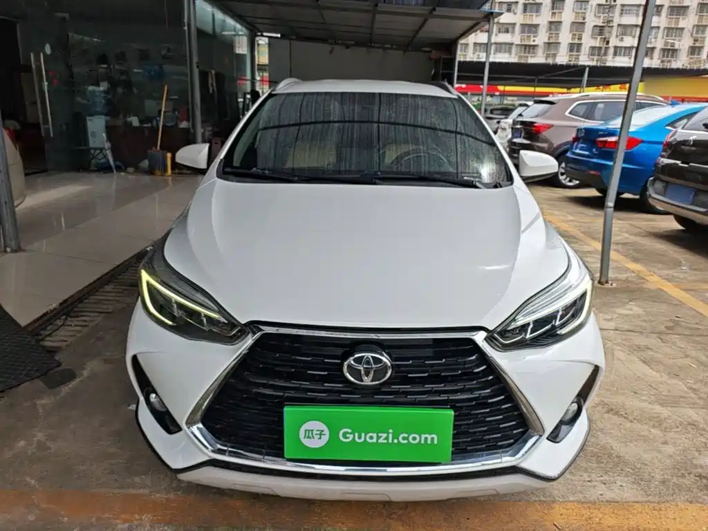 Toyota Yaris L — миниатюра 3