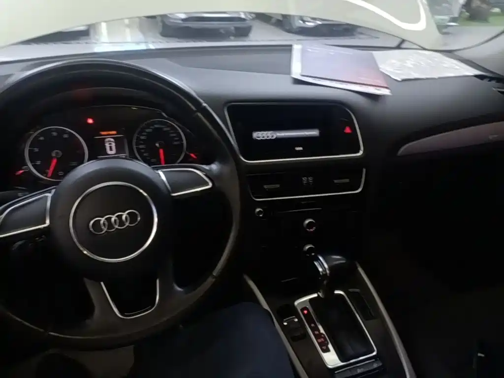 Audi Q5 — миниатюра 10