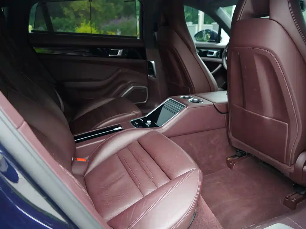 Porsche Panamera Hybrid — миниатюра 15