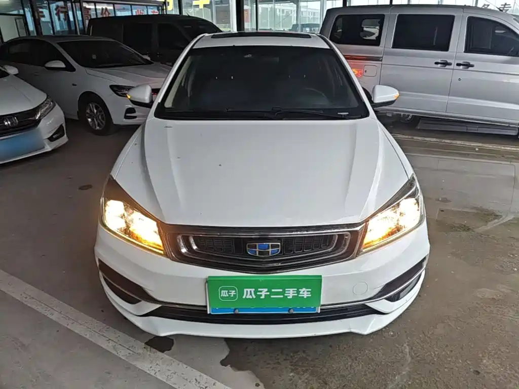 Geely Emgrand — миниатюра 3