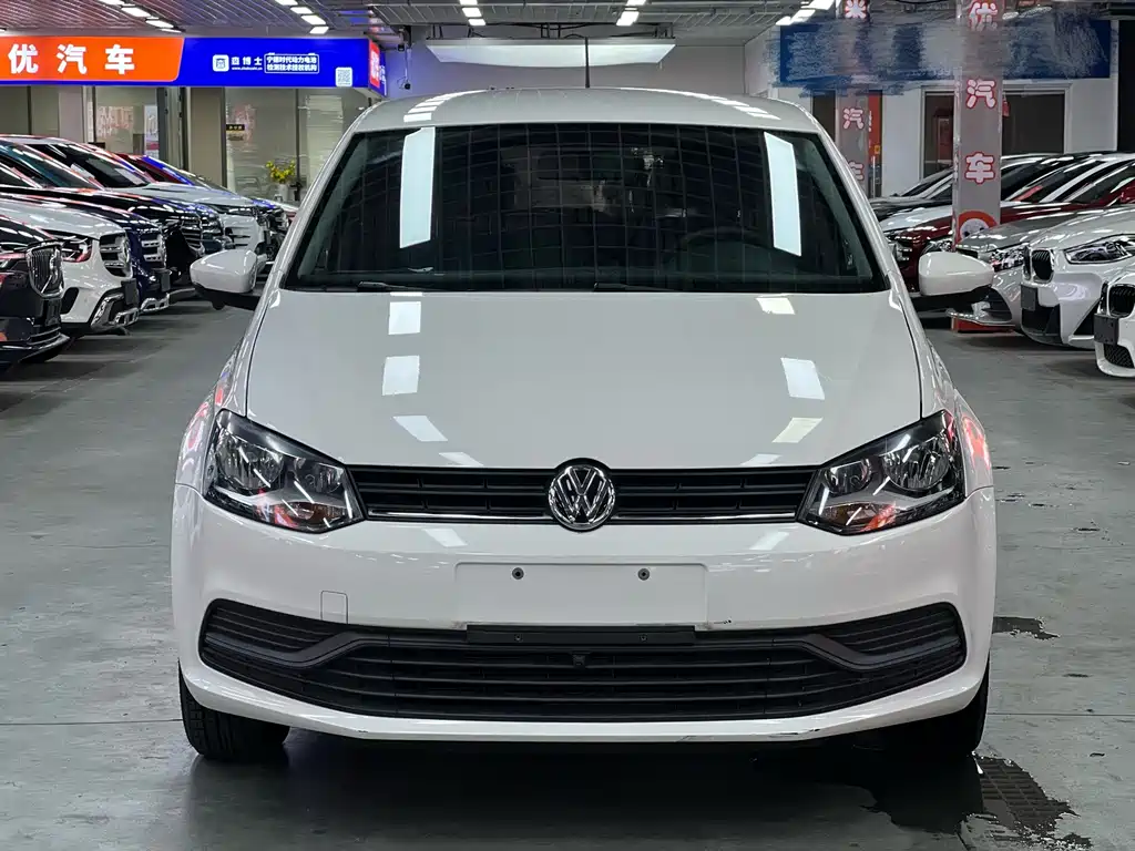 Volkswagen Polo — миниатюра 2