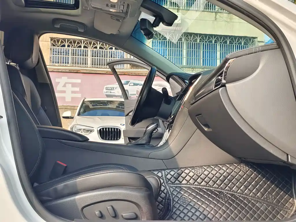 Cadillac ATS-L — миниатюра 11