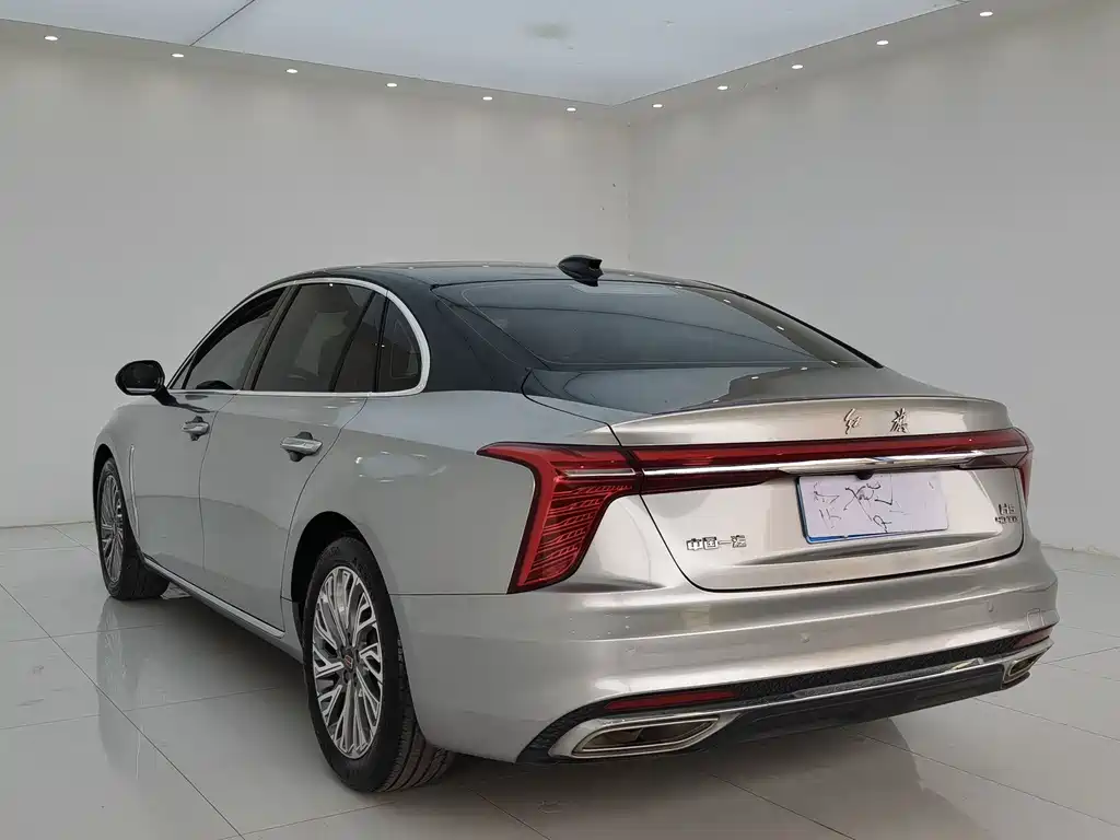 Hongqi Hongqi H5 — миниатюра 15