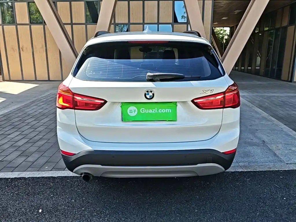 BMW X1 — миниатюра 6