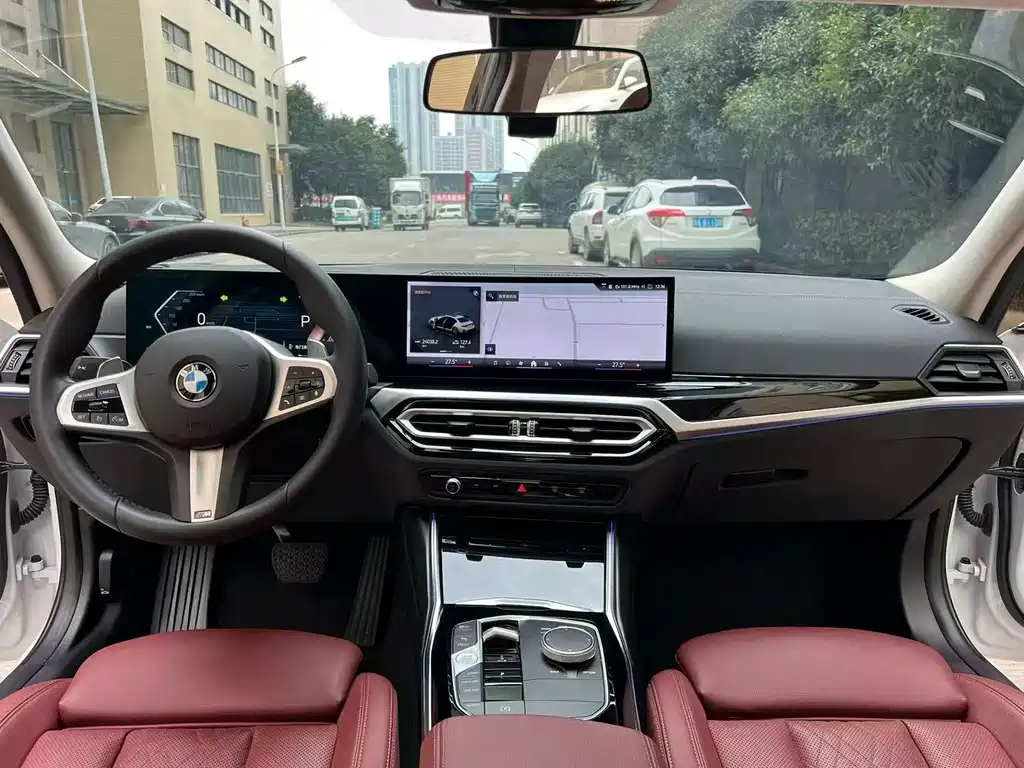 BMW 3 Series — миниатюра 7