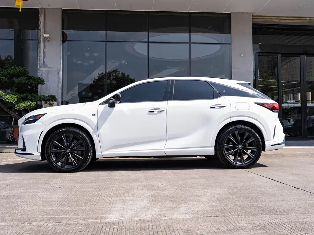 Lexus RX — миниатюра 4
