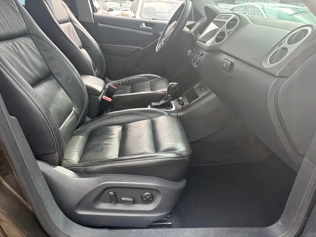 Volkswagen Tiguan — миниатюра 10