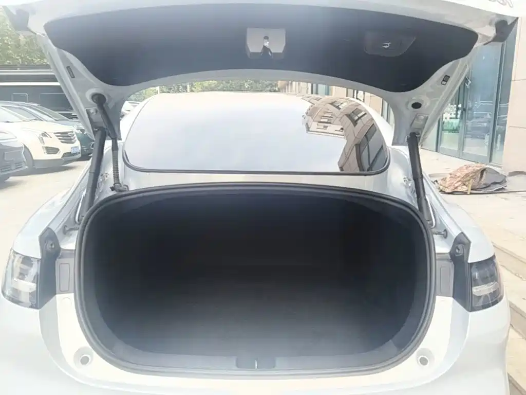 Leapmotor Leapmotor C01 — миниатюра 19