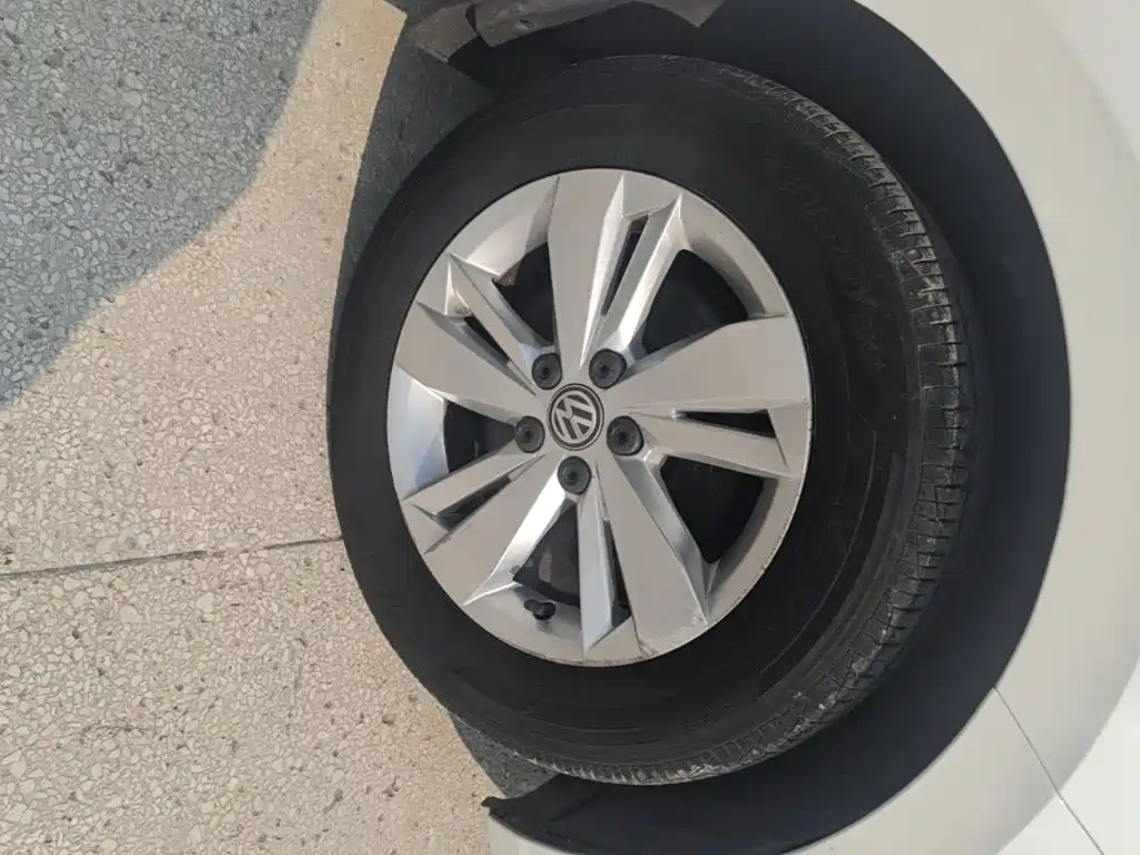 Volkswagen Polo — миниатюра 23