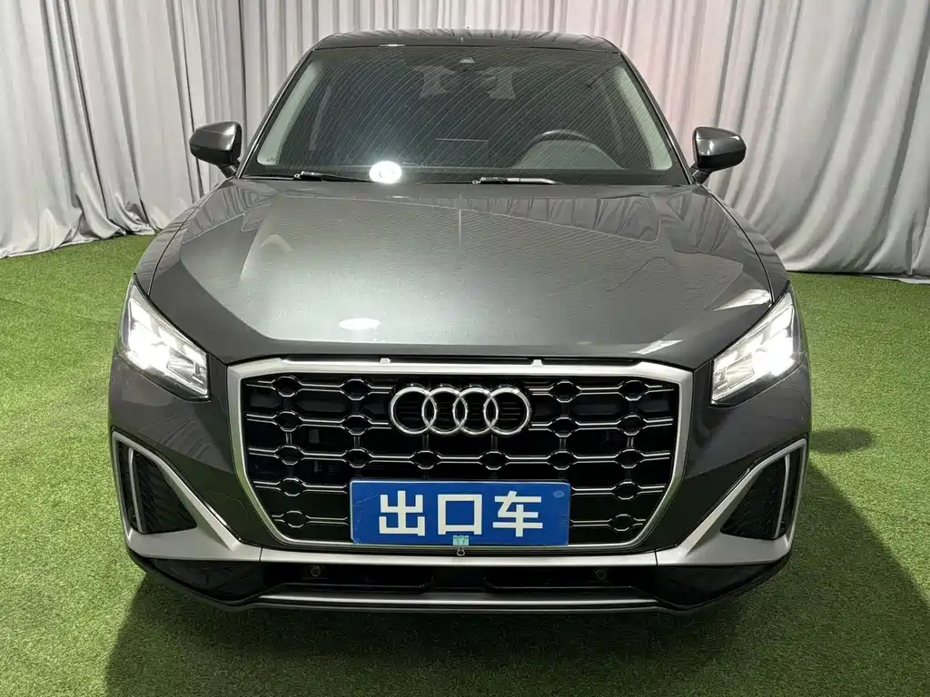 Audi Q2L — миниатюра 3