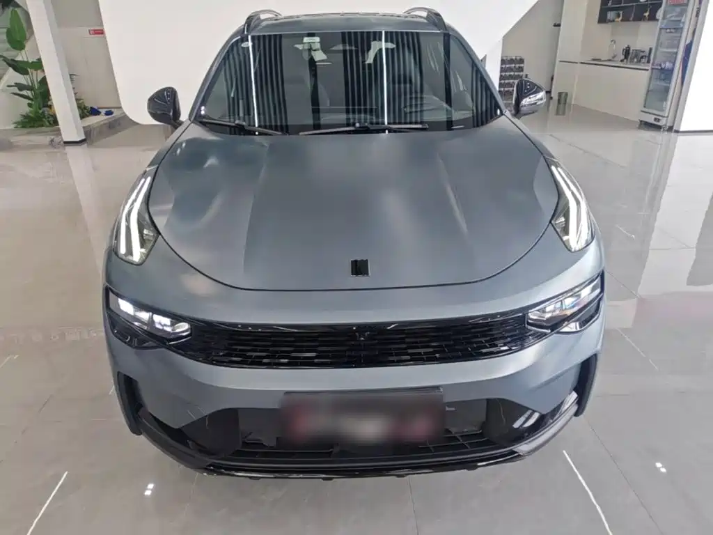 Lynk & Co 01 — миниатюра 3