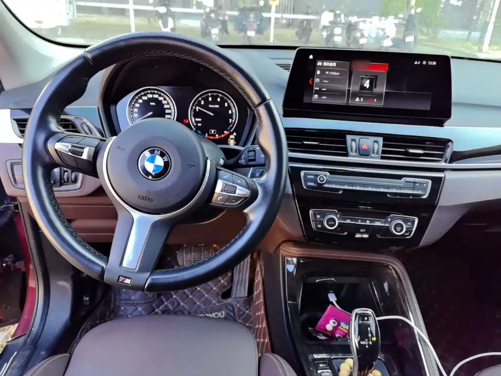 BMW X1 — миниатюра 10