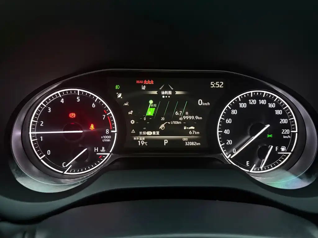Toyota Harrier — миниатюра 8