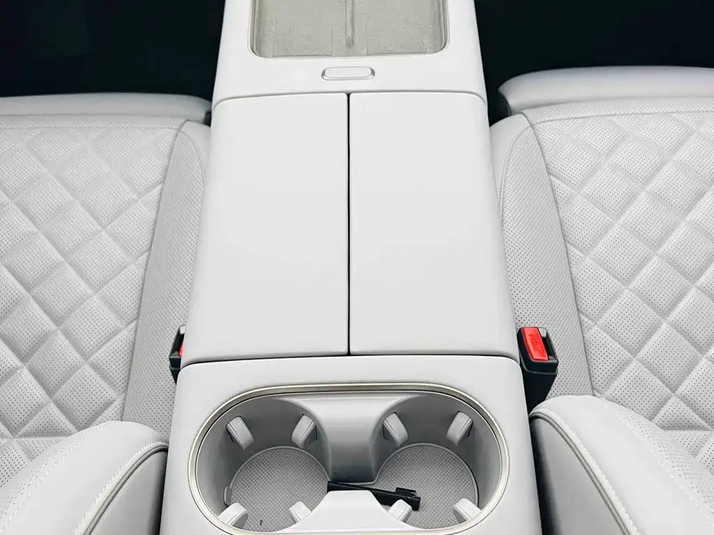 Li Auto Li L8 — миниатюра 14