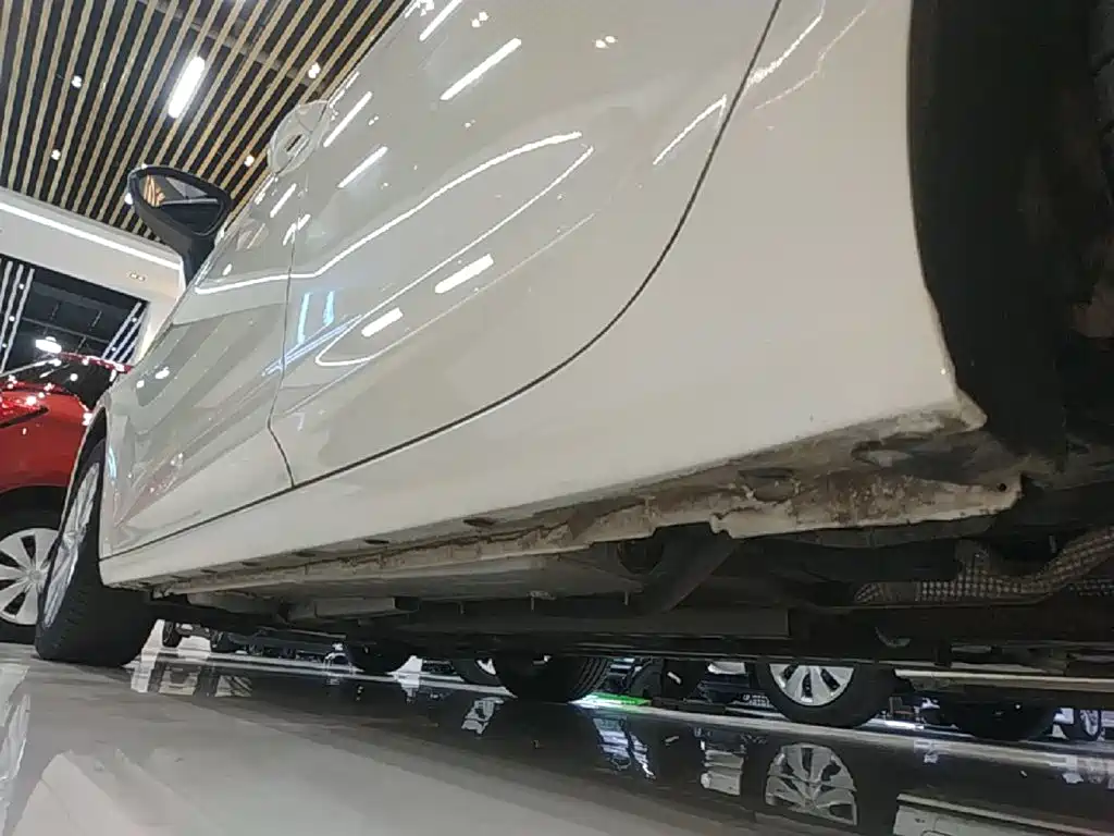 Buick Verano — миниатюра 22