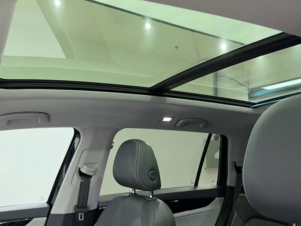 Volkswagen Teramont — миниатюра 23