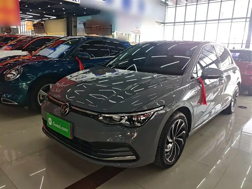 Volkswagen Golf 2024