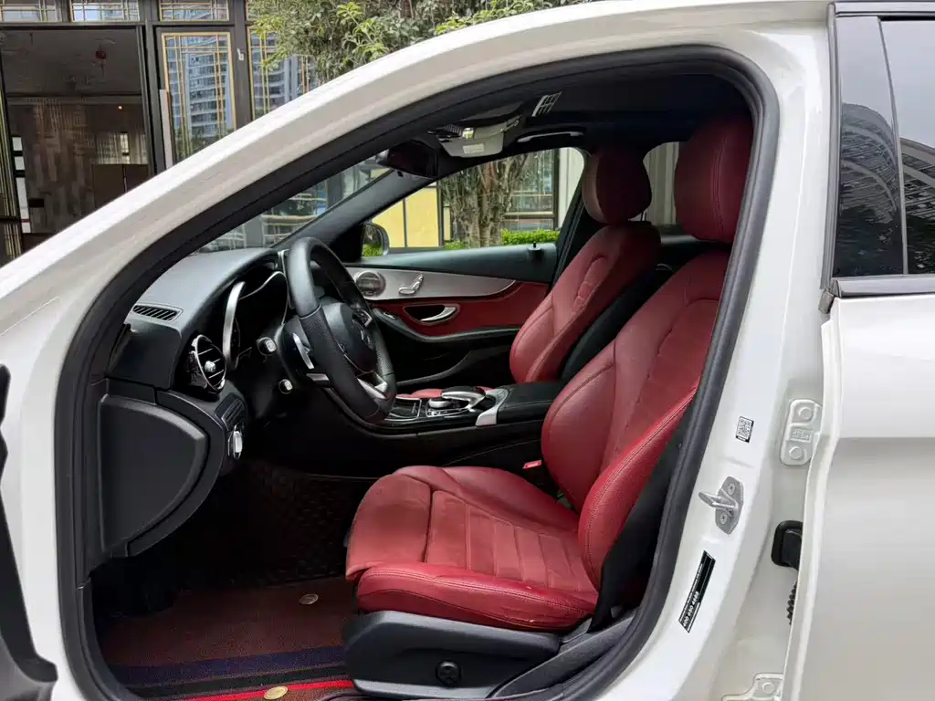 Mercedes-Benz C-Class — миниатюра 7