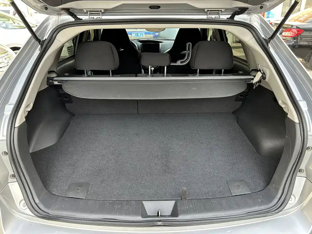 Subaru Impreza — миниатюра 6