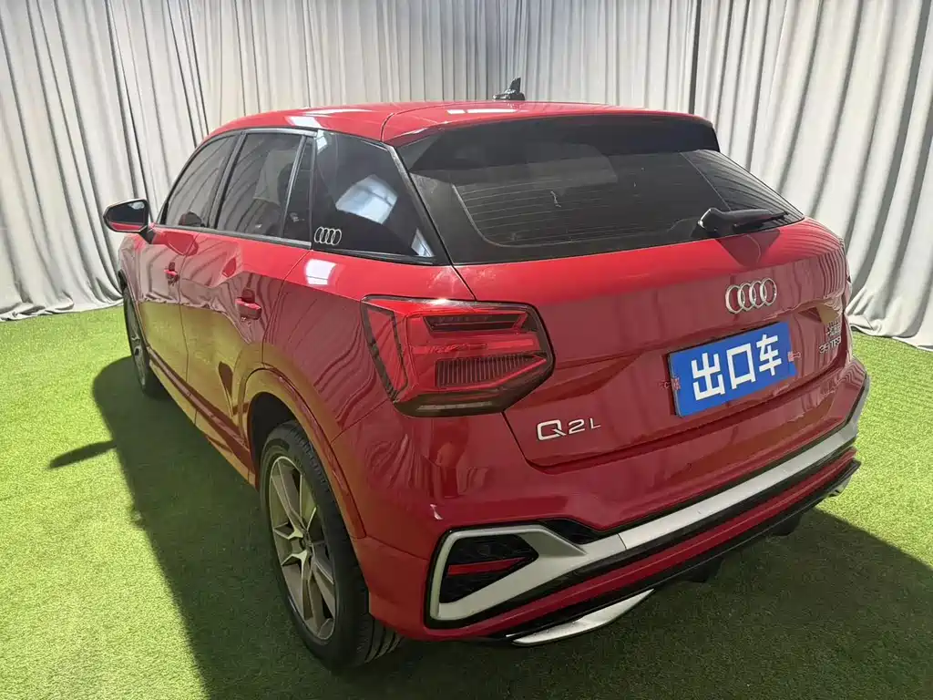 Audi Q2L — миниатюра 4