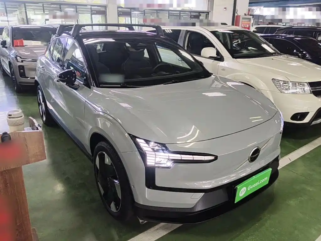 Volvo EX30 — миниатюра 4