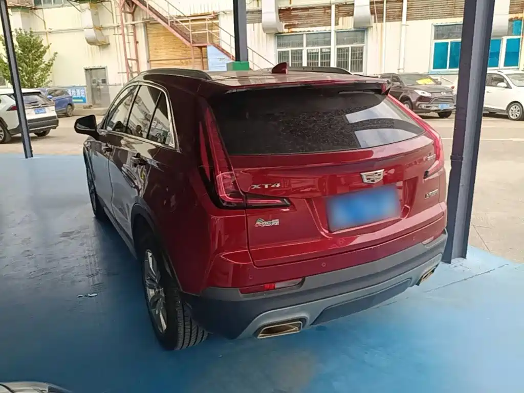 Cadillac XT4 — миниатюра 5
