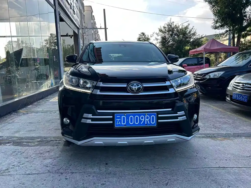 Toyota Highlander — миниатюра 10