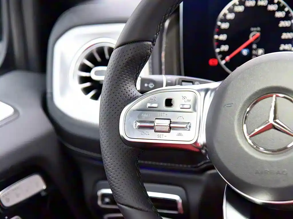 MERCEDES-BENZ G CLASS