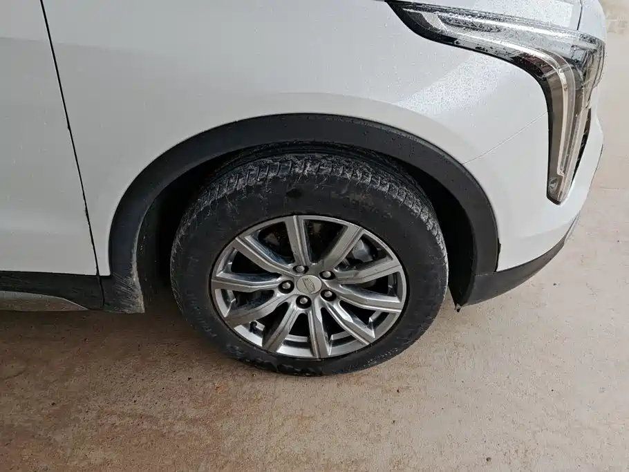 Cadillac XT4 — миниатюра 6