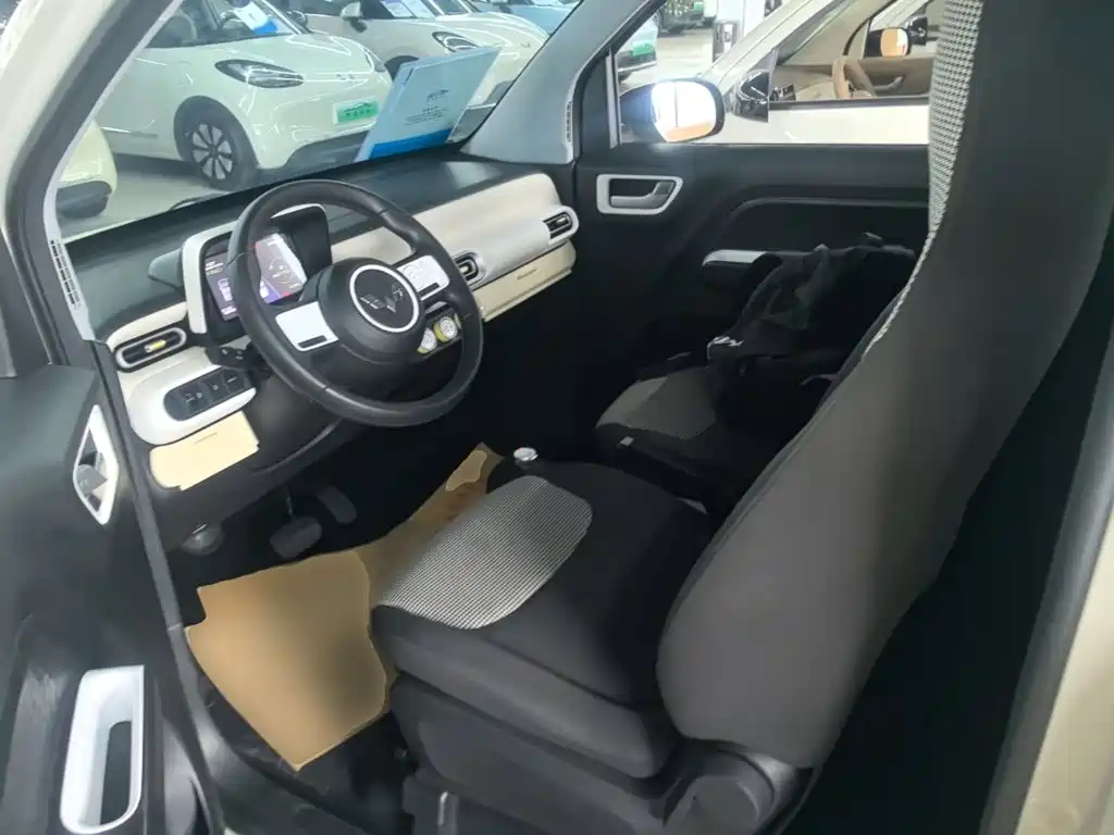 Wuling MINIEV — миниатюра 17