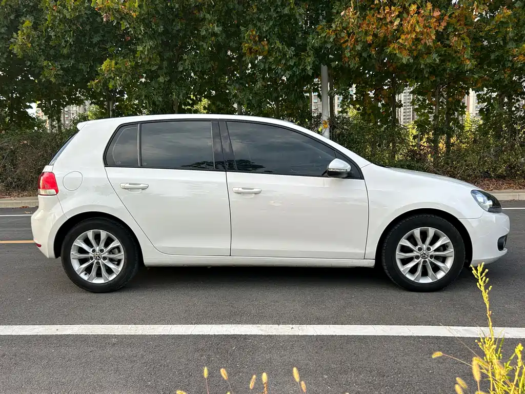 Volkswagen Golf — миниатюра 11