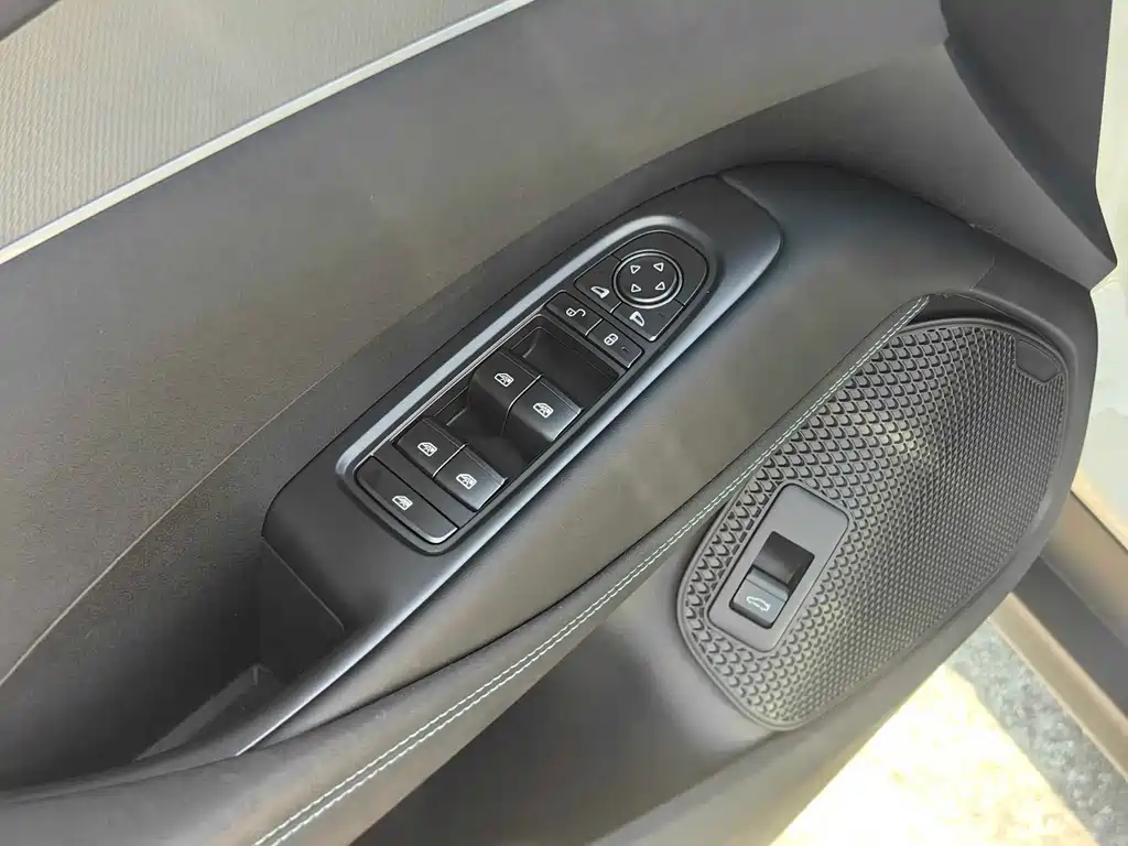 BYD Seal 06 — миниатюра 14