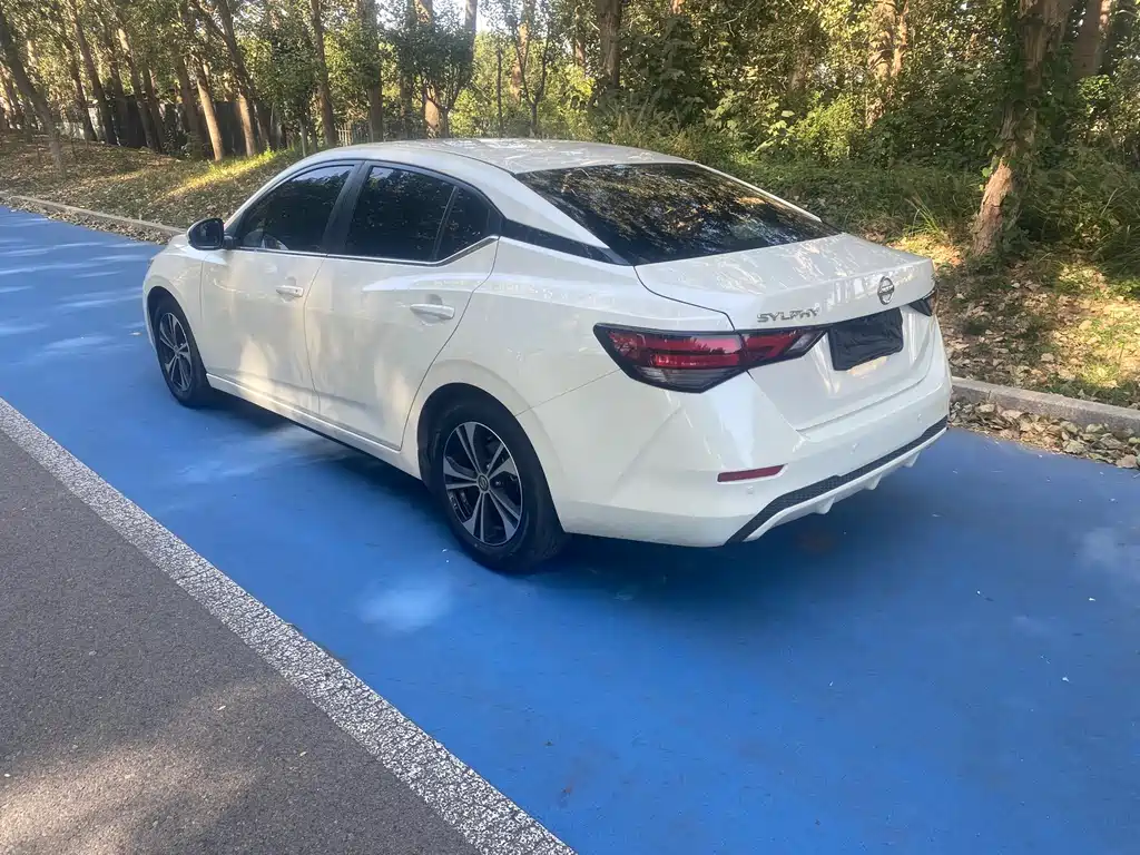 Nissan Sylphy — миниатюра 5