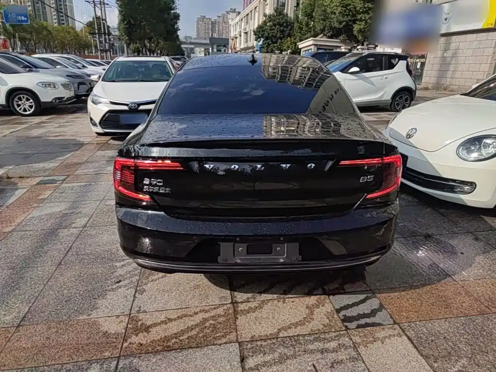 Volvo S90 — миниатюра 6