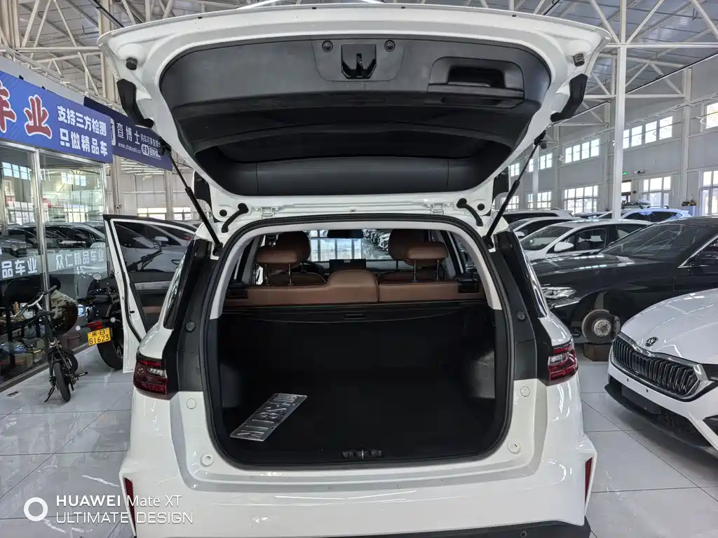 Geely Vision X6 — миниатюра 10