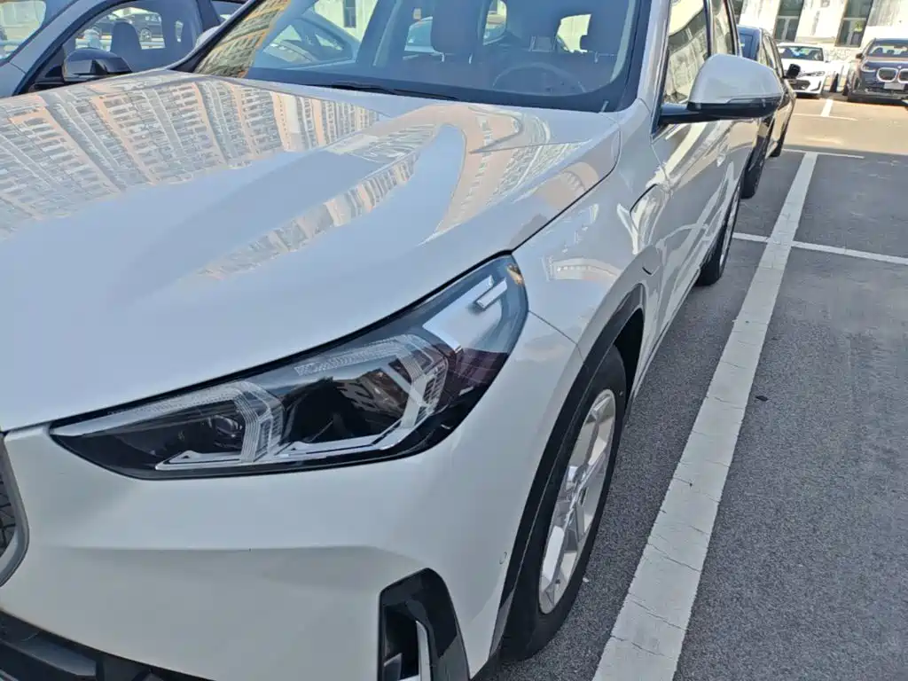 BMW iX1 — миниатюра 24
